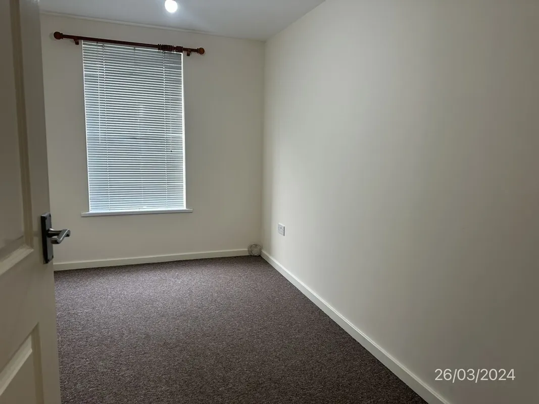 Flat Riverdale Court in East Suffolk