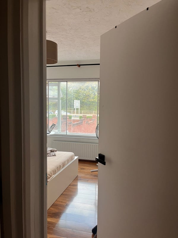 Room Robin Hood Way in Greater London