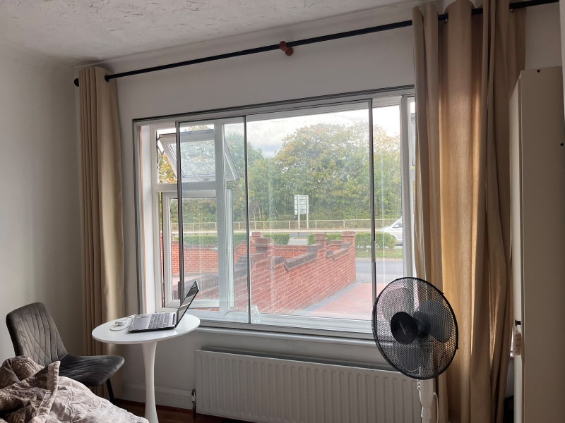 Room Robin Hood Way in Greater London