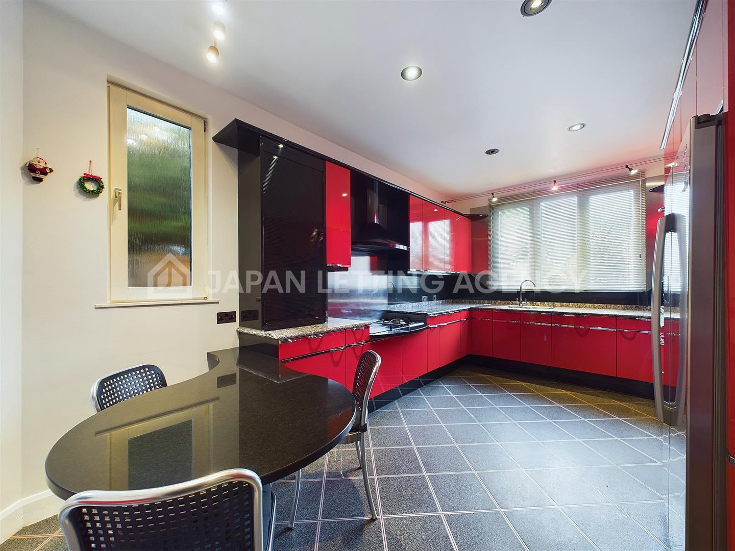 House Western Gardens in Greater London