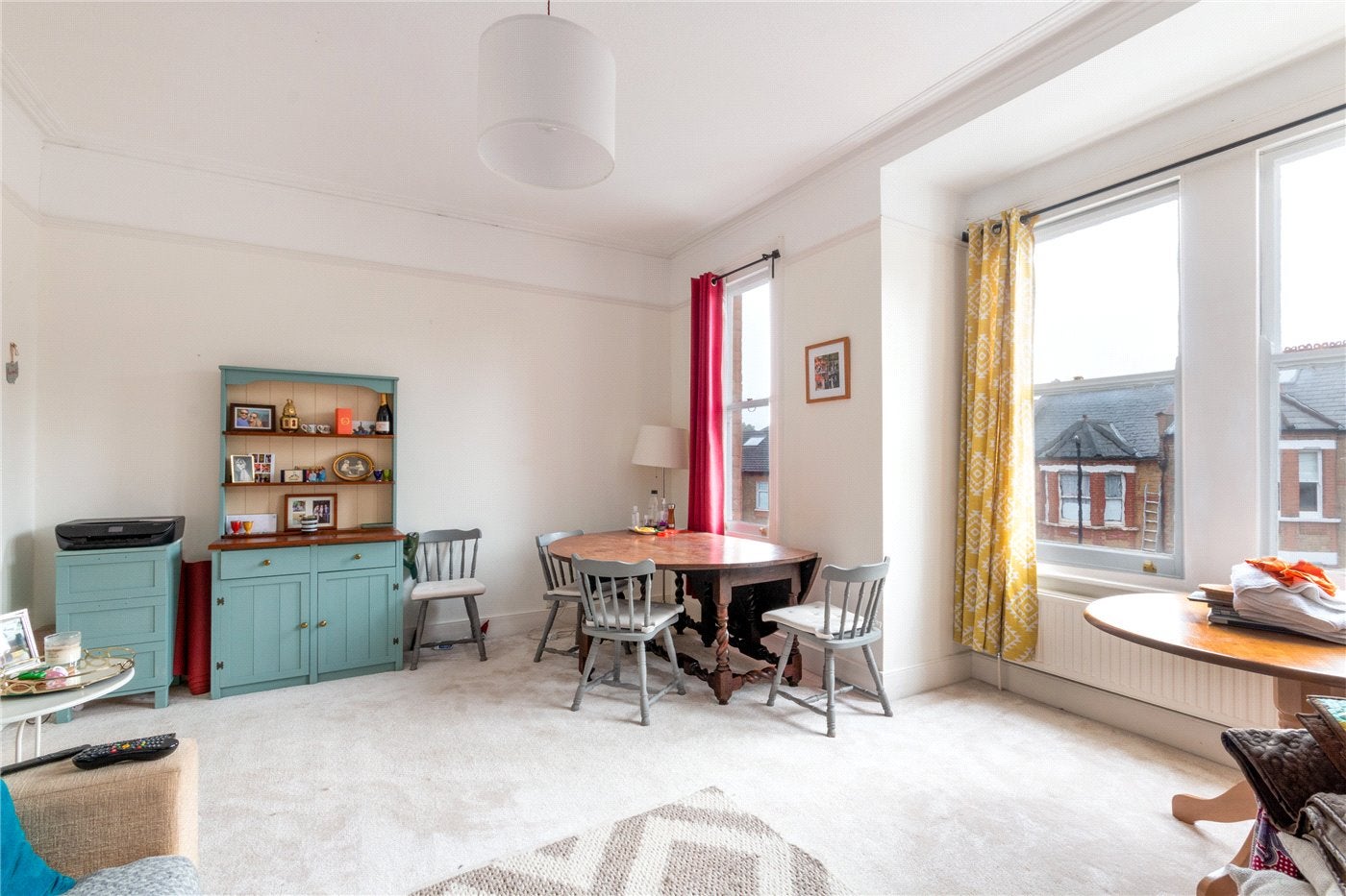 Flat Casewick Road in Greater London