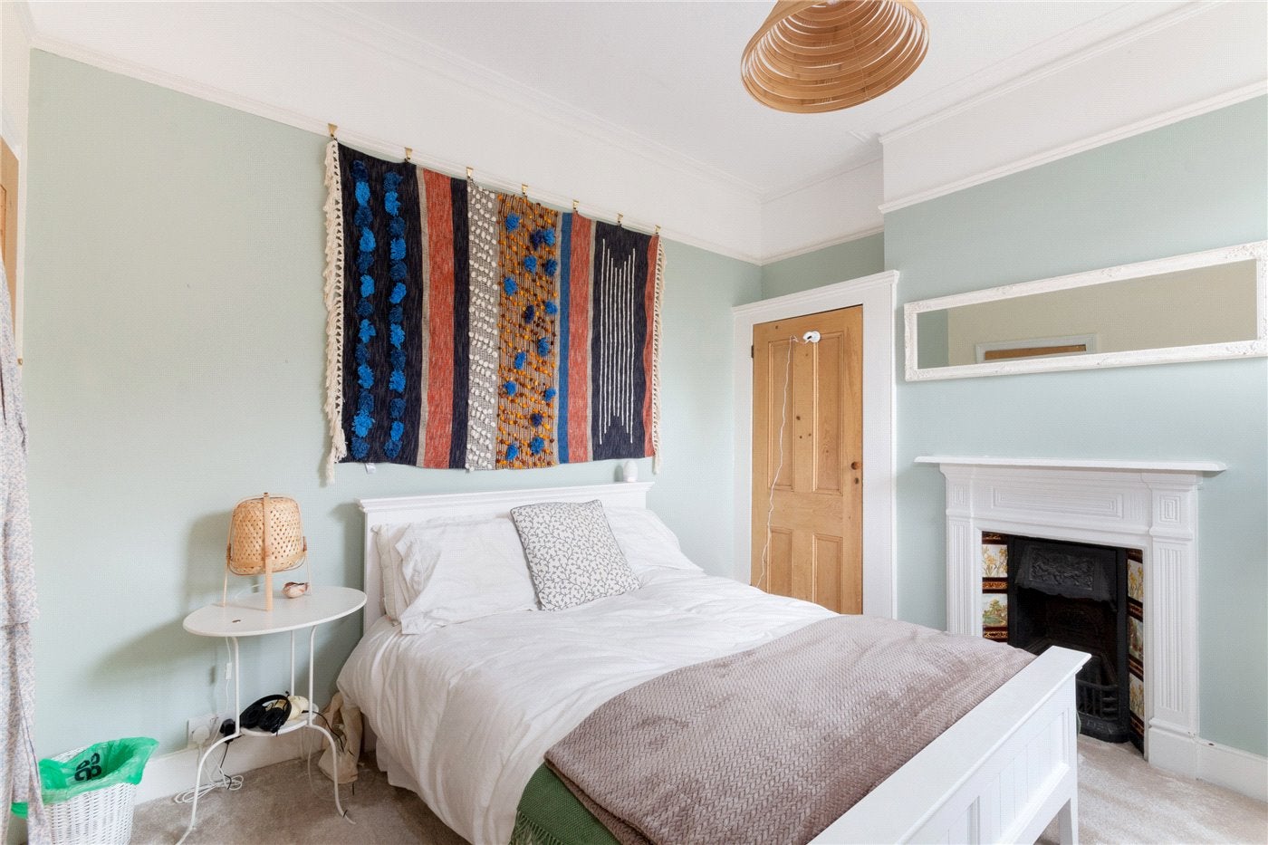 Flat Casewick Road in Greater London