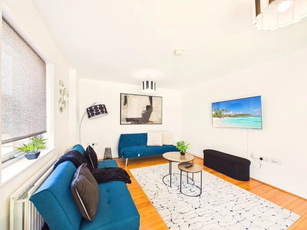 Flat Southwold Road in Greater London