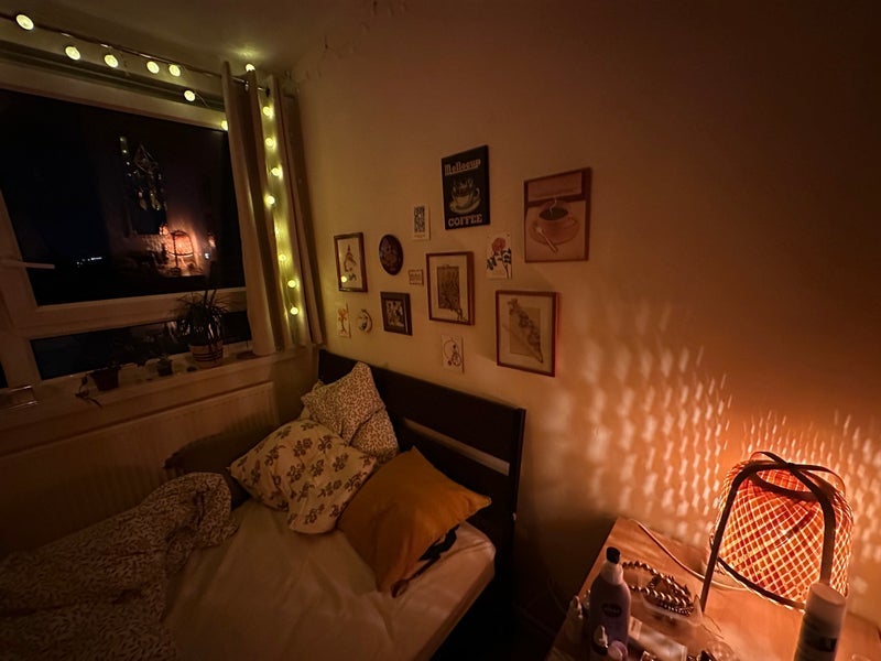 Room Woodseer Street in Greater London