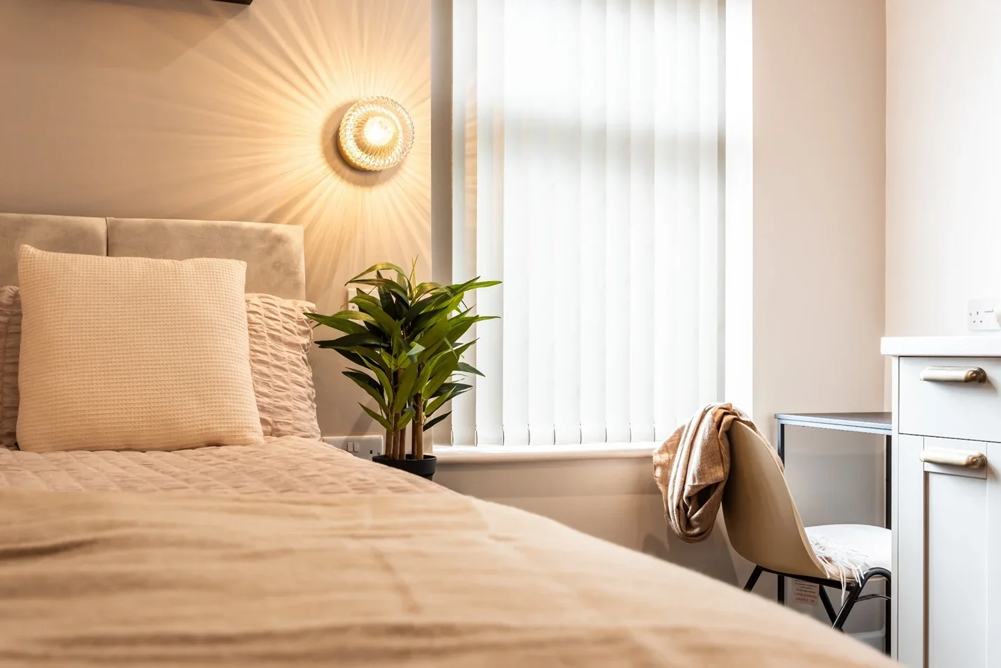 Room Vicarage Avenue in Derby