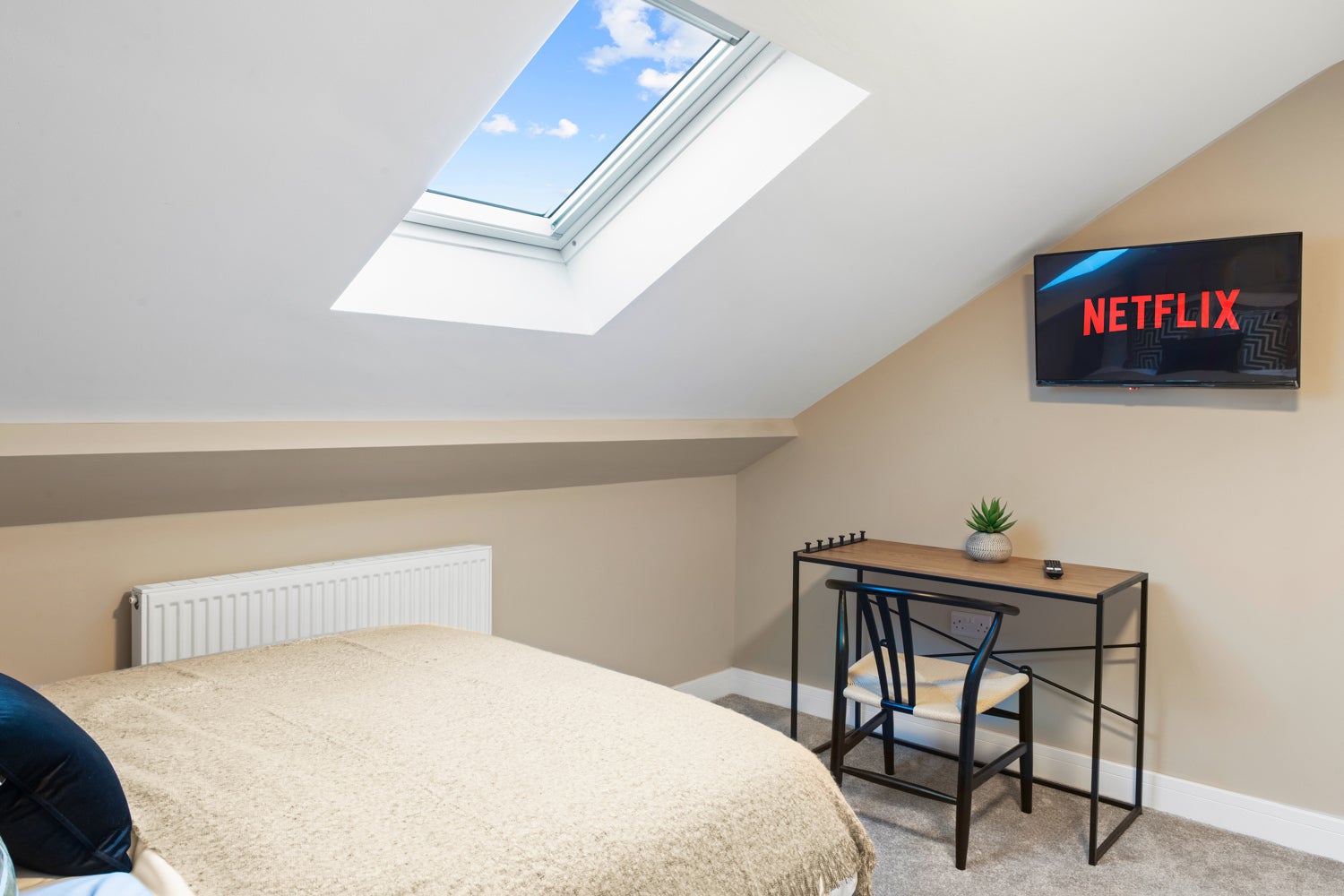 Room Bennett Street in Nottingham