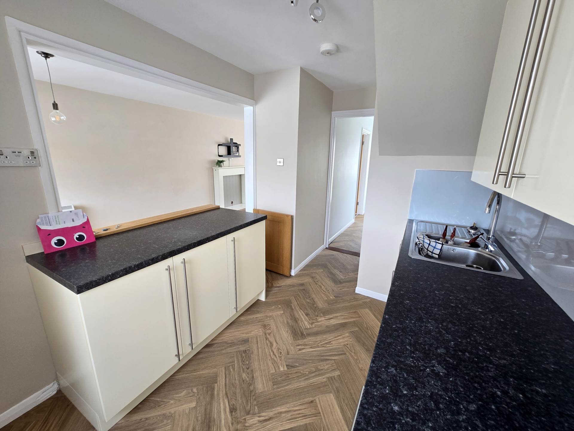 House Ochil Close in Torridge District