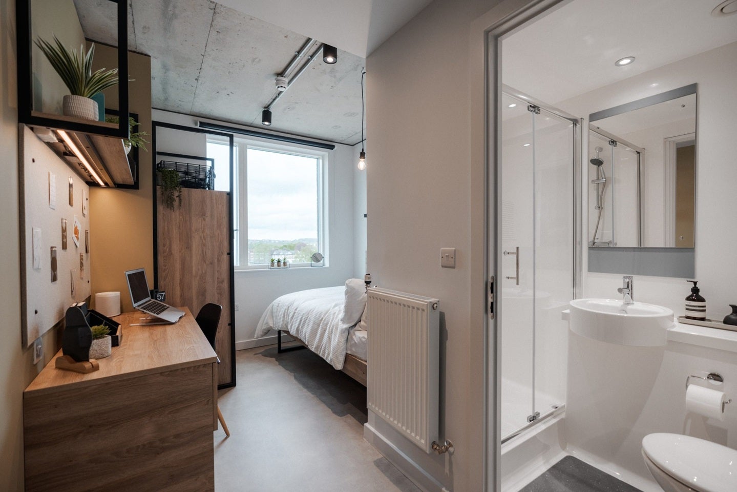 Room Ruby Street in Greater London