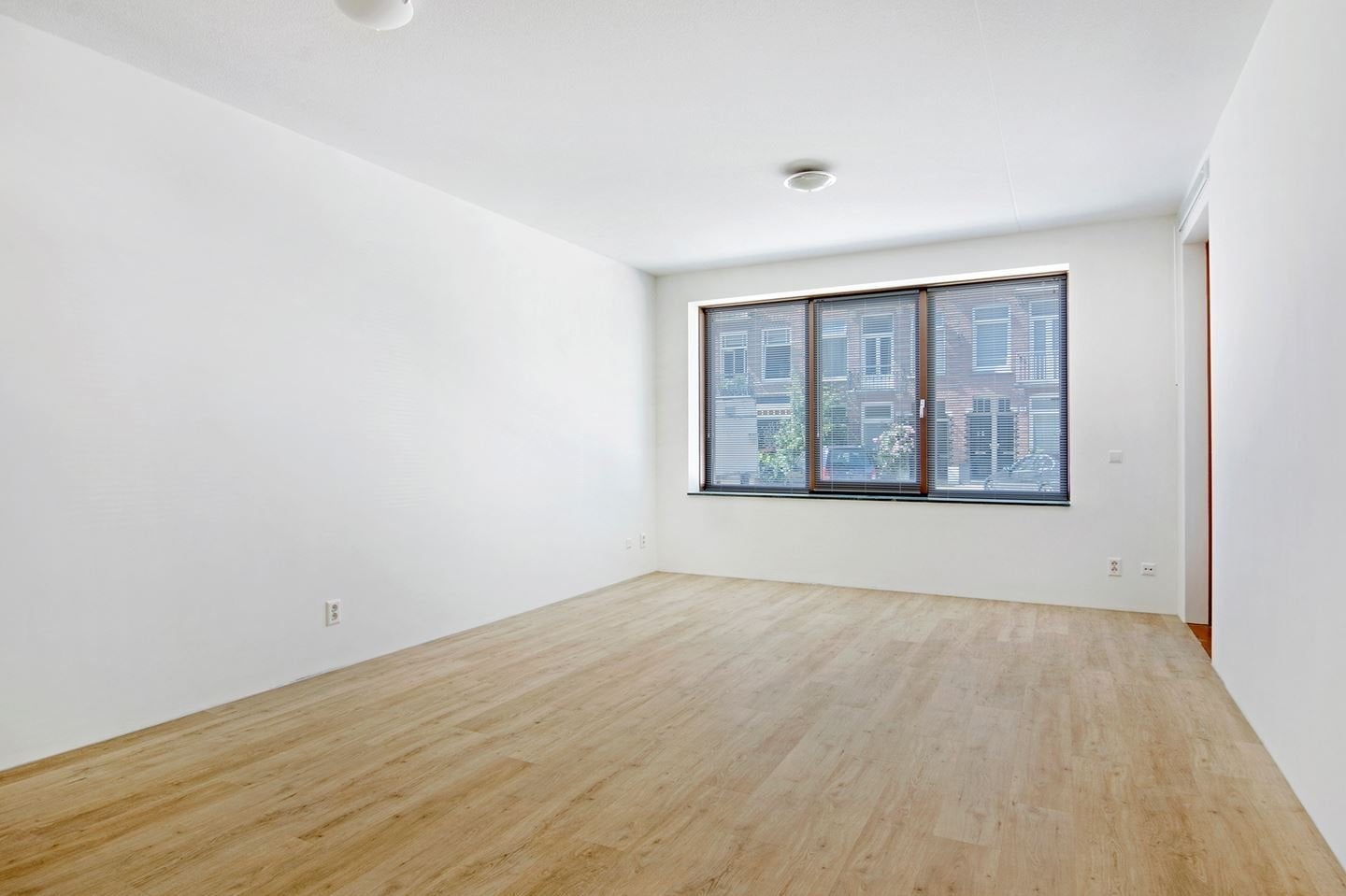 Woning te huur: Kwakersstraat, Amsterdam