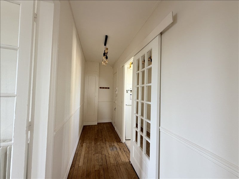 Flat Rue de Toulon in Garches