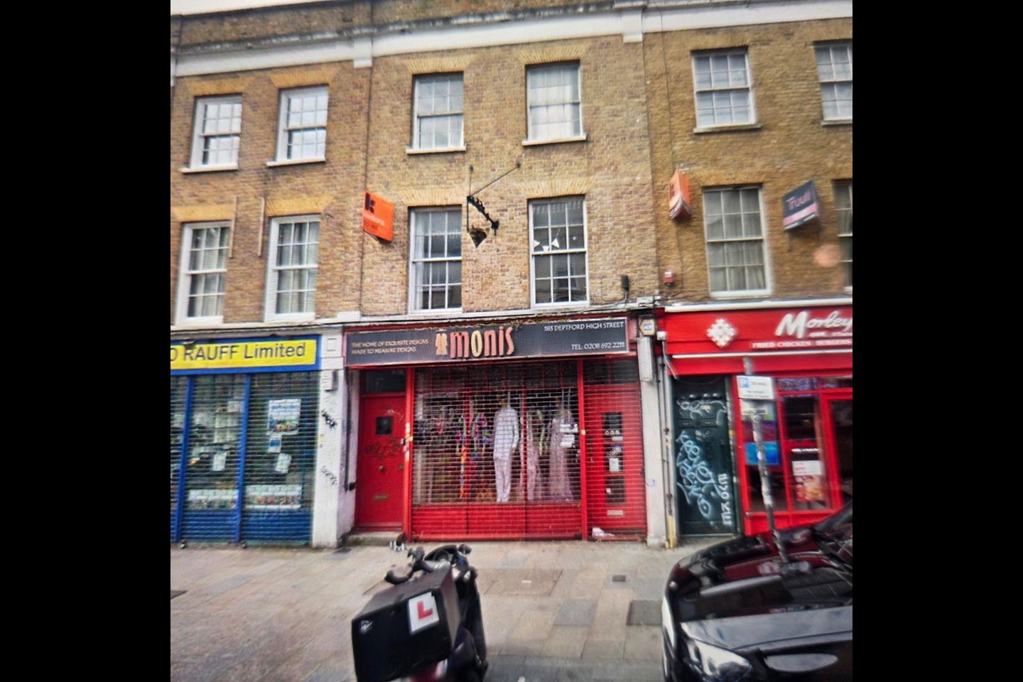 Flat Deptford High Street in Greater London