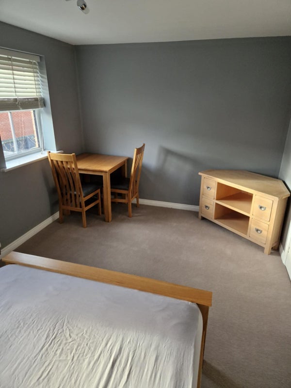 Room Wintergreen Road in West Suffolk