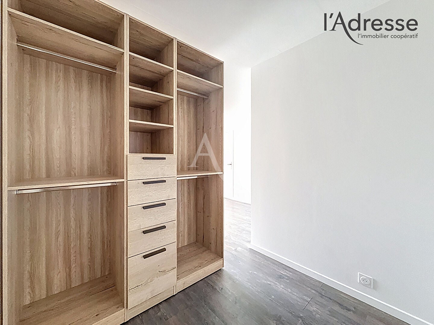 Flat Rue Michelet in Suresnes