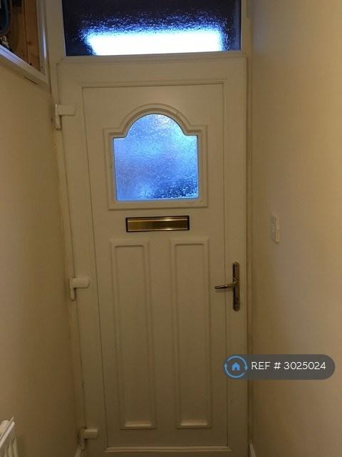 Flat Clarence Road in Hinckley and Bosworth
