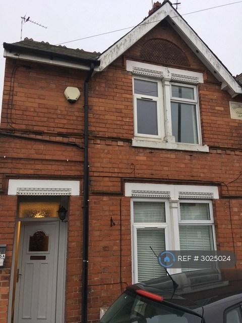 Flat Clarence Road in Hinckley and Bosworth