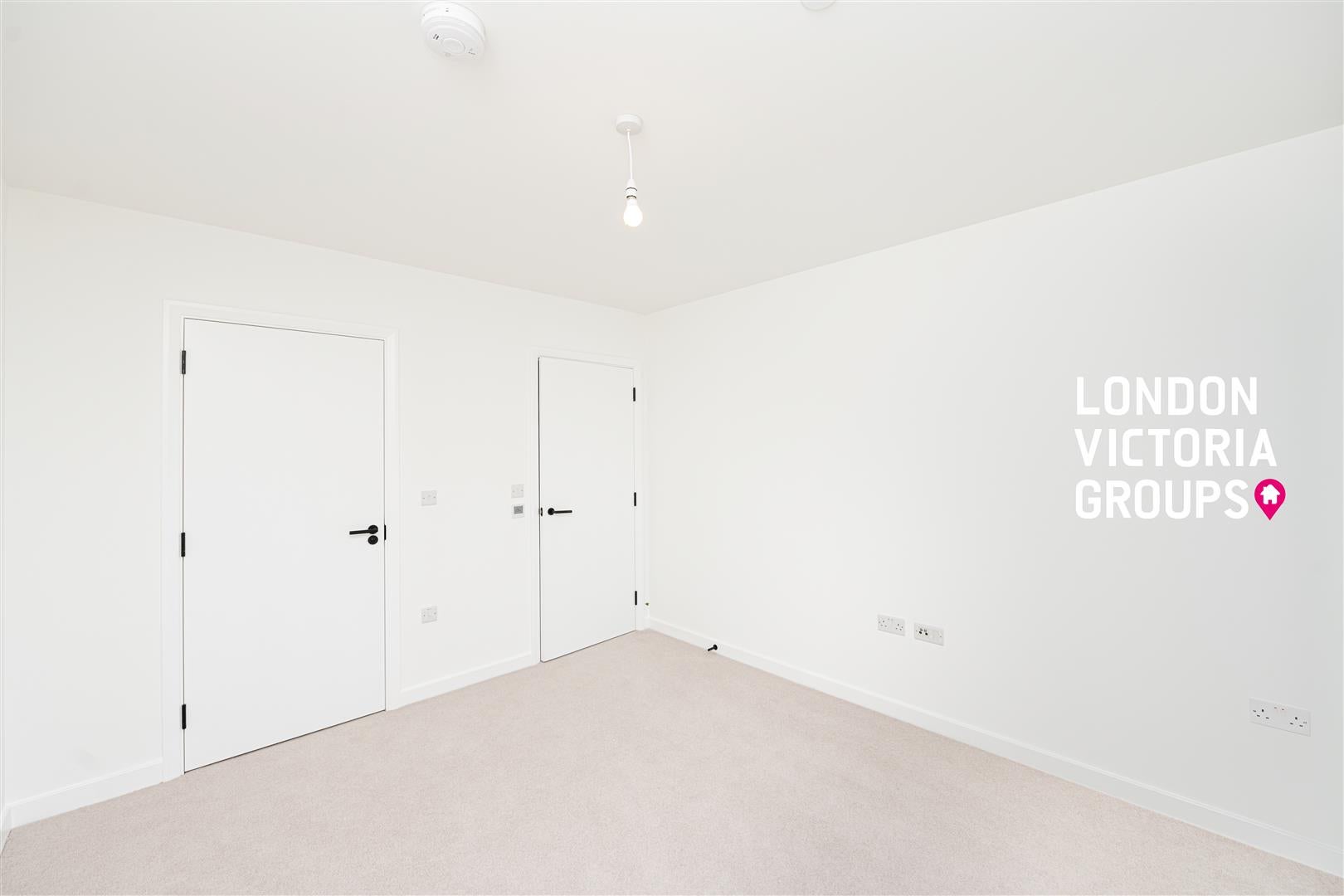 Flat West Parkside in Greater London