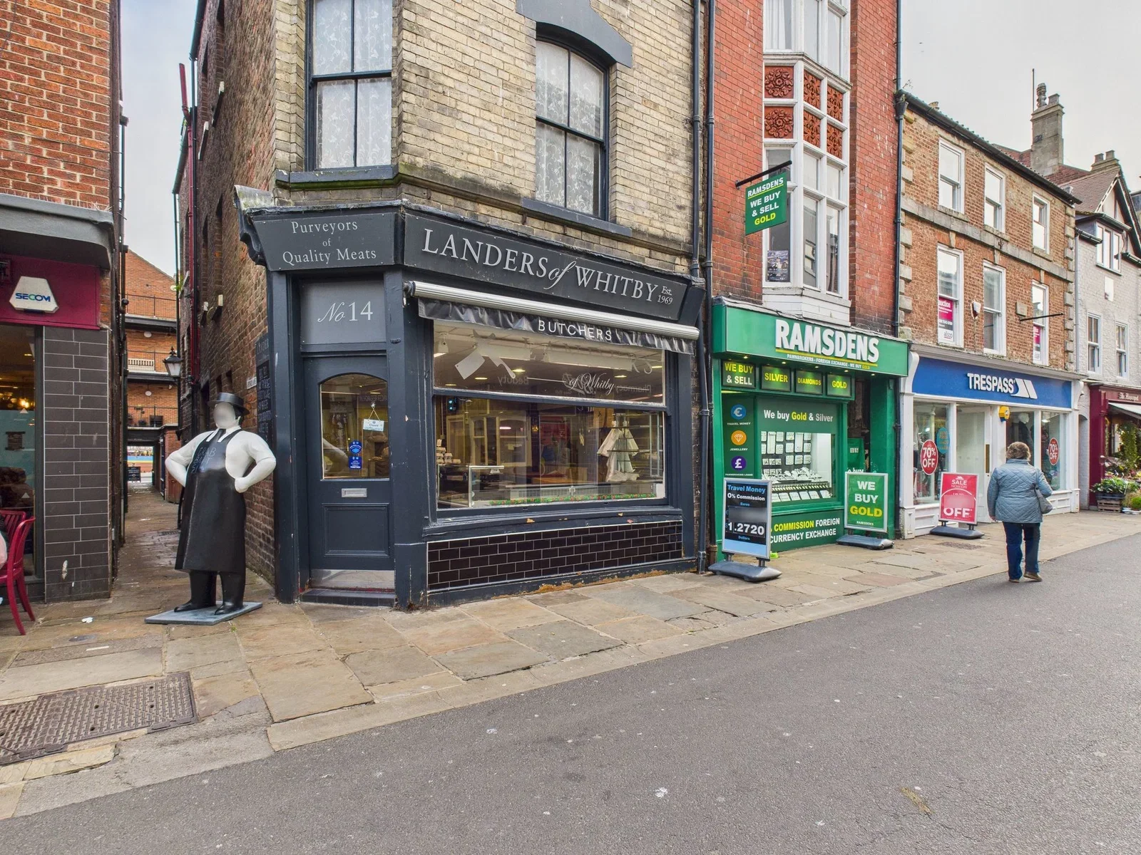 Flat Sample's Yard in Whitby