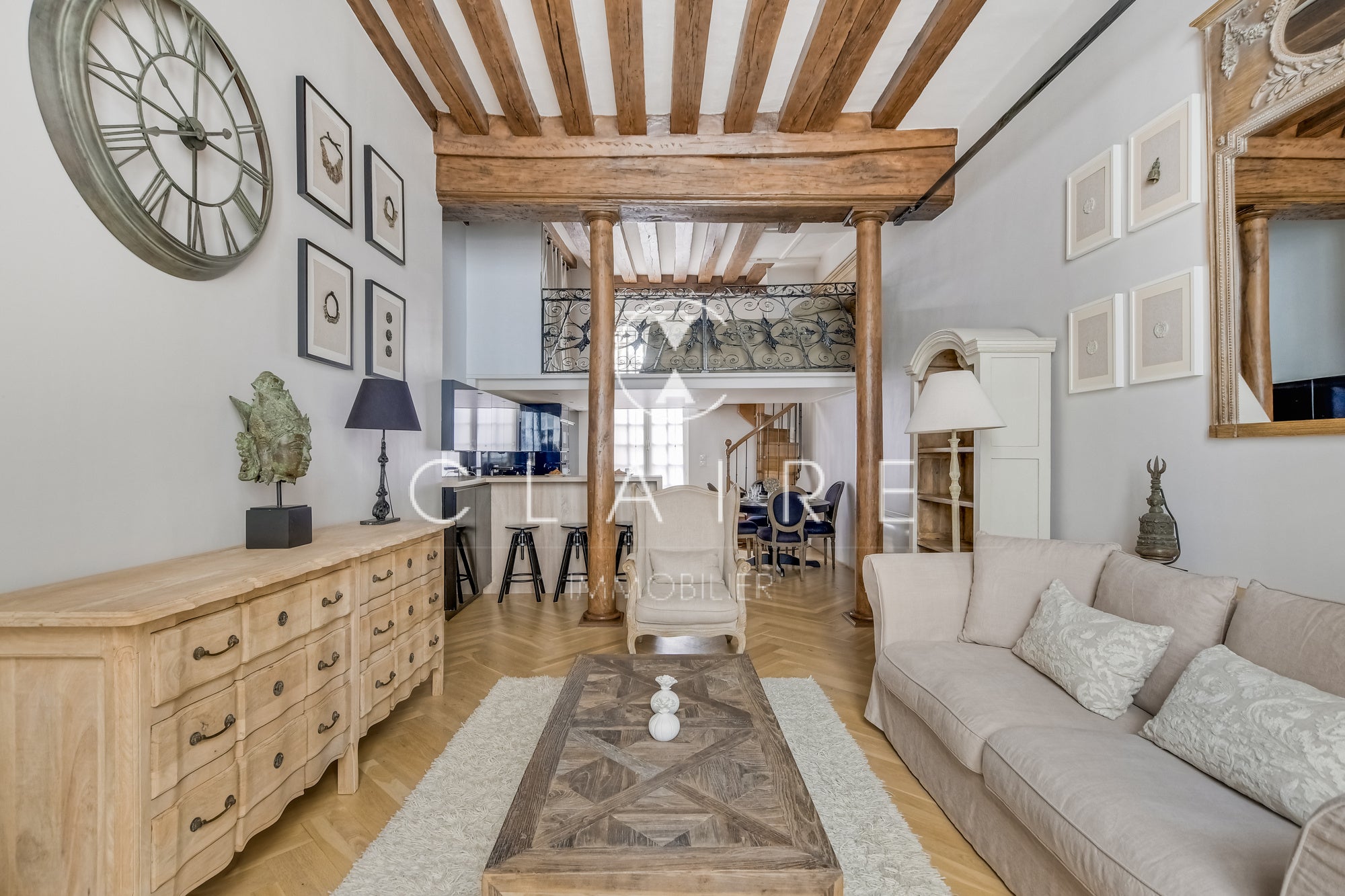 Flat Rue Aubriot in Paris
