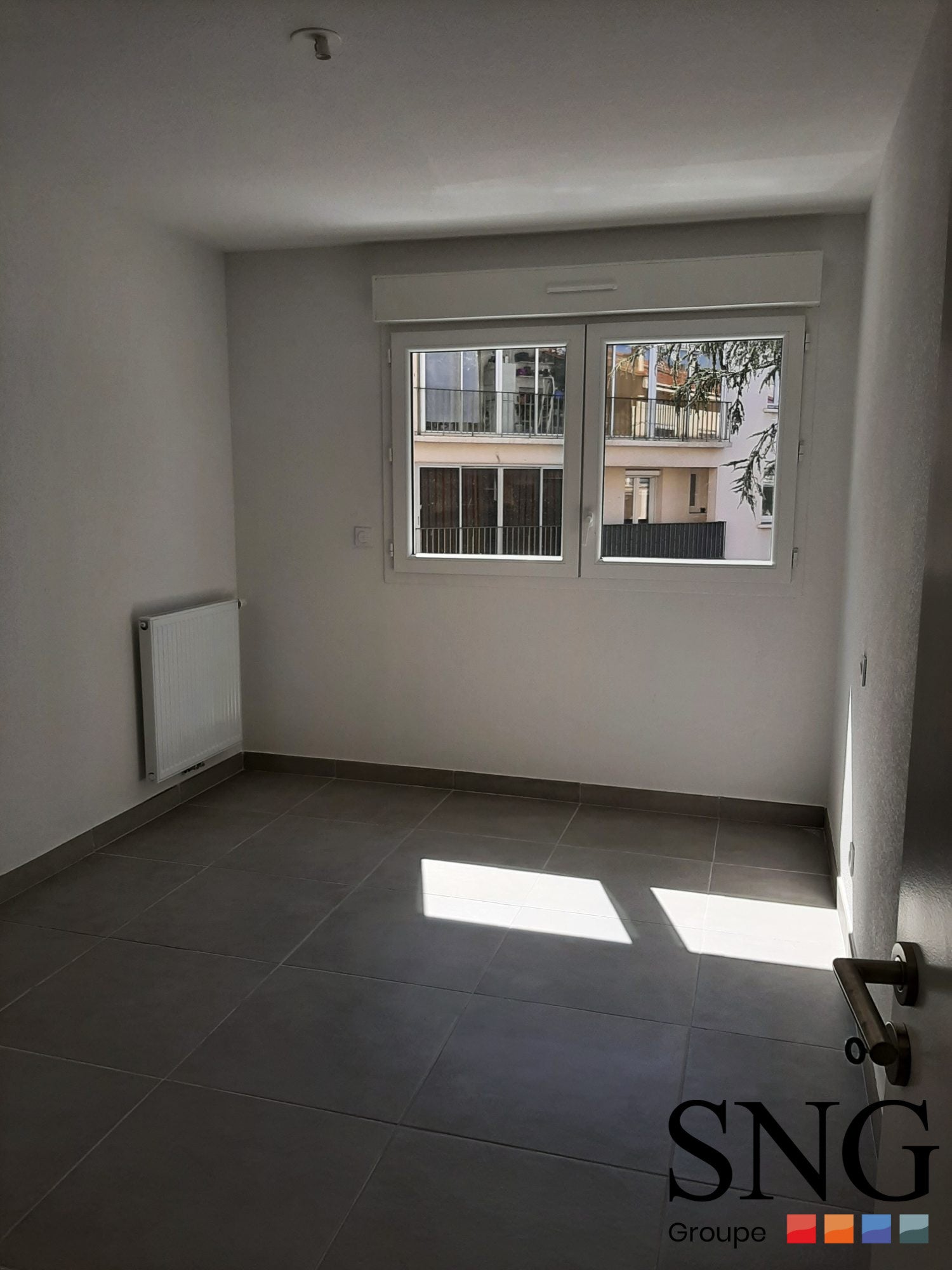 Flat Avenue Pierre Cambres in Perpignan