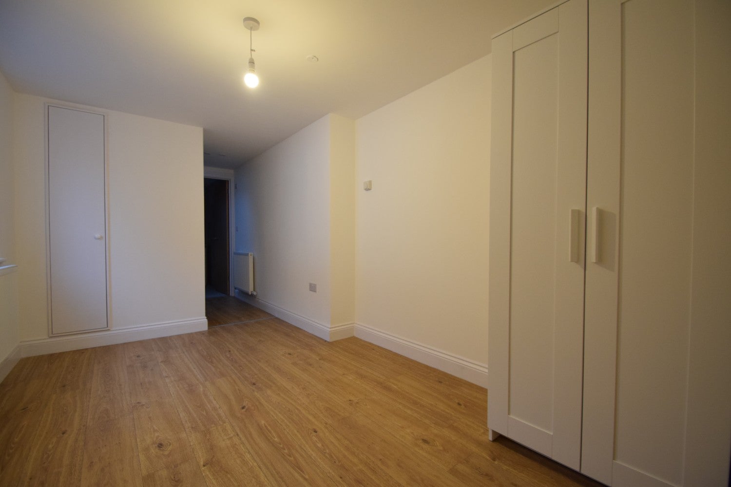 Flat Monthermer Road in Cardiff