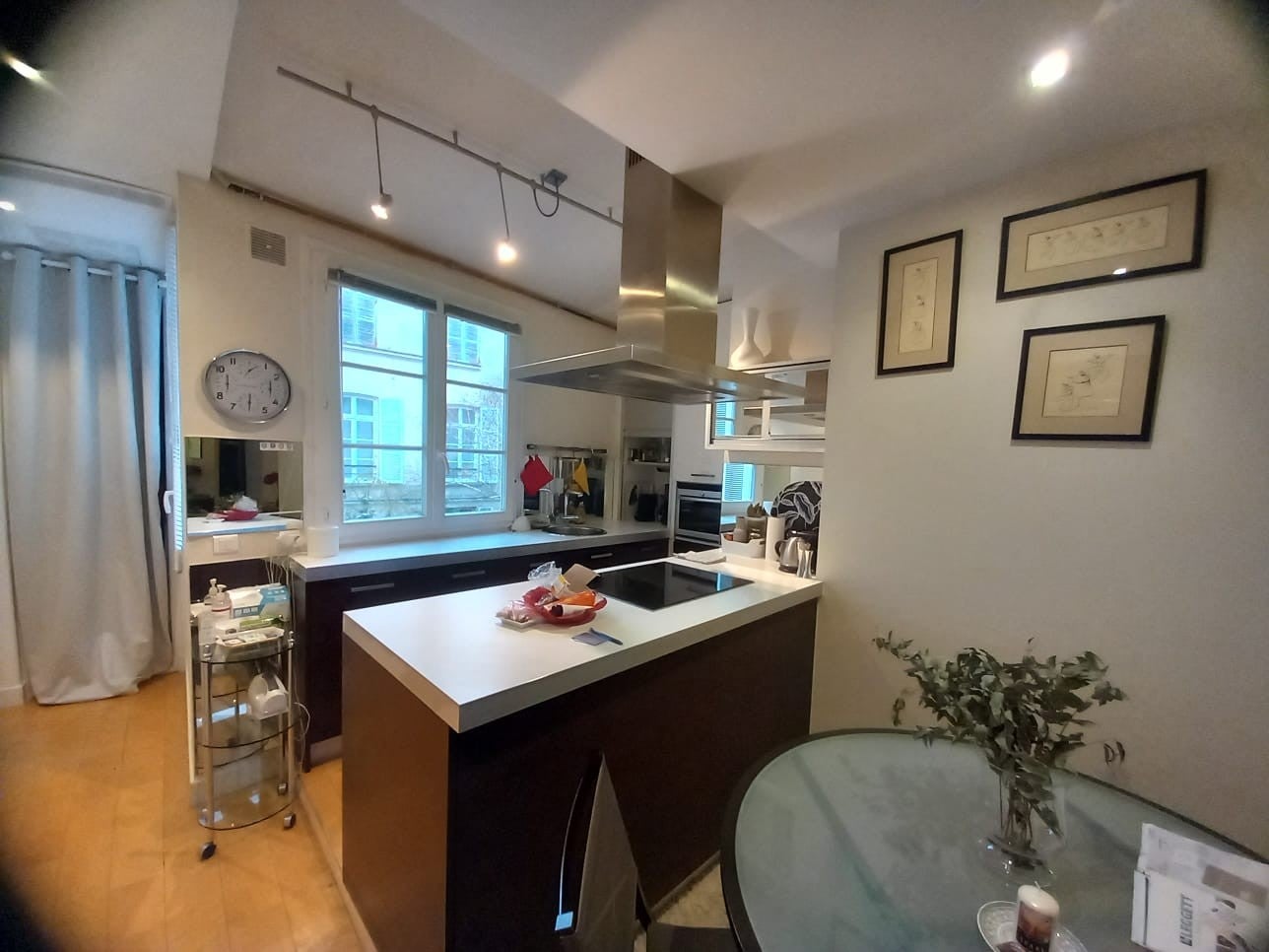 Flat Rue des Minimes in Paris