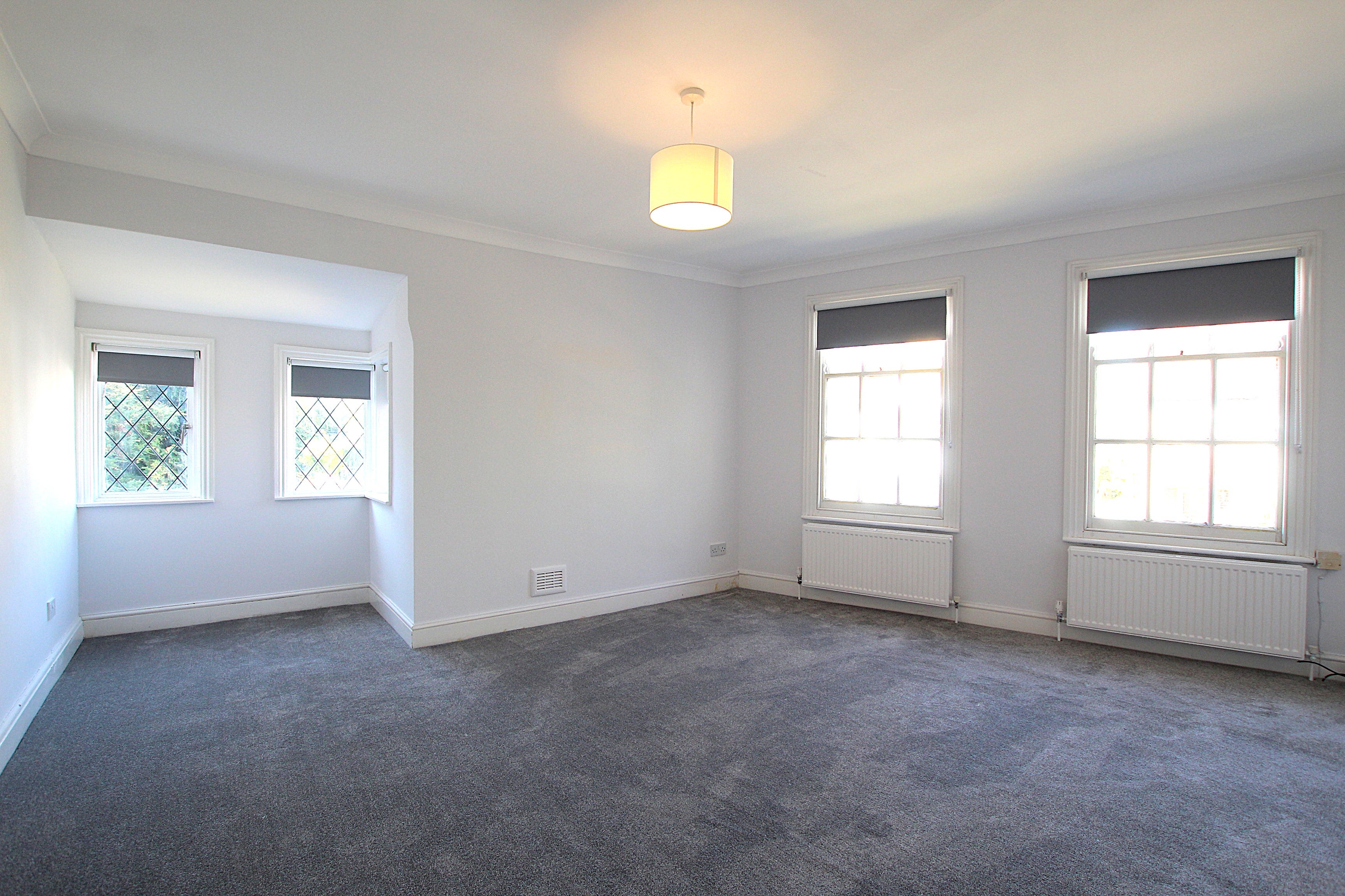 Flat Fortess Road in Greater London