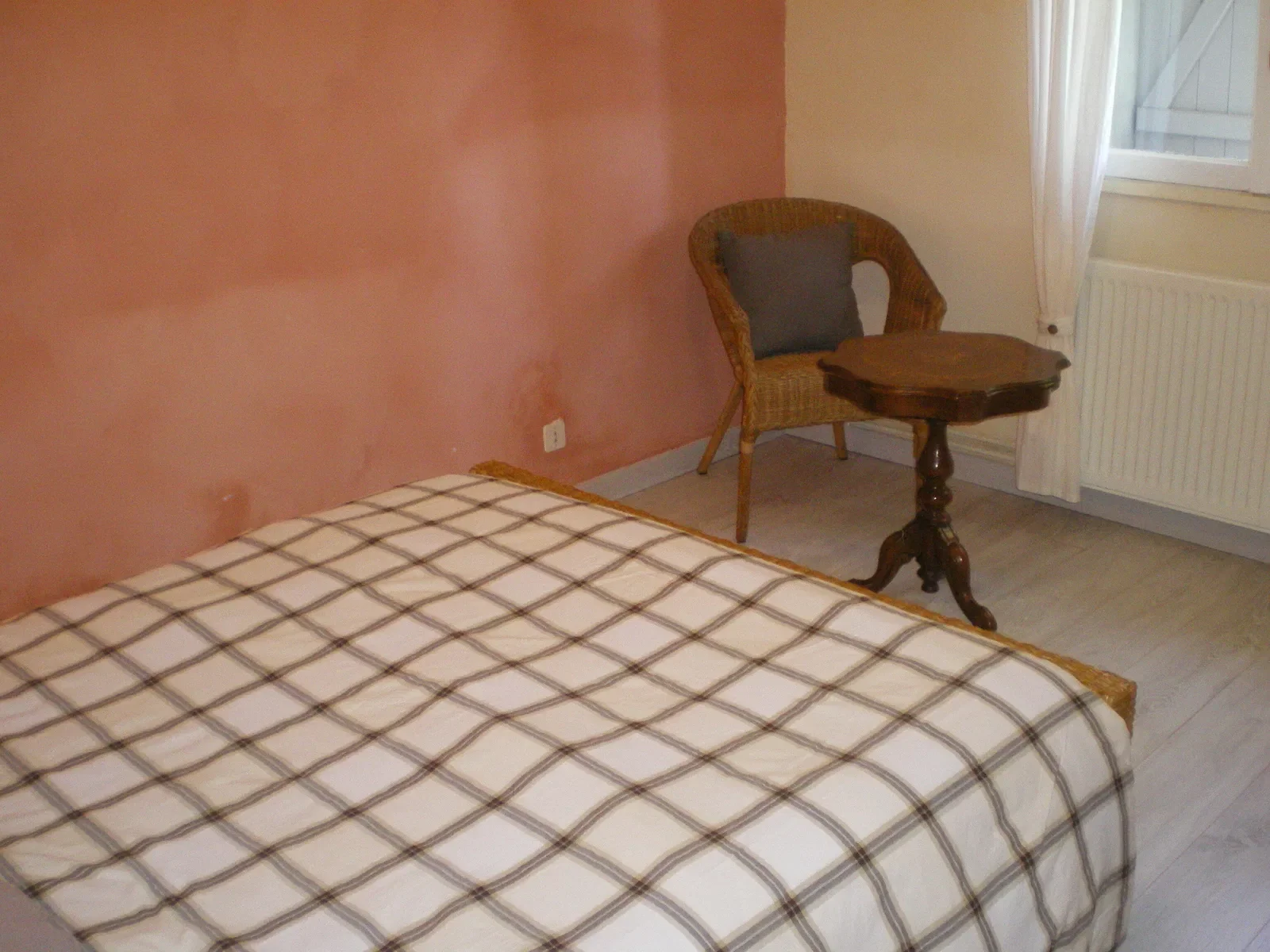 Chambre Route de Roucaux à Caudecoste
