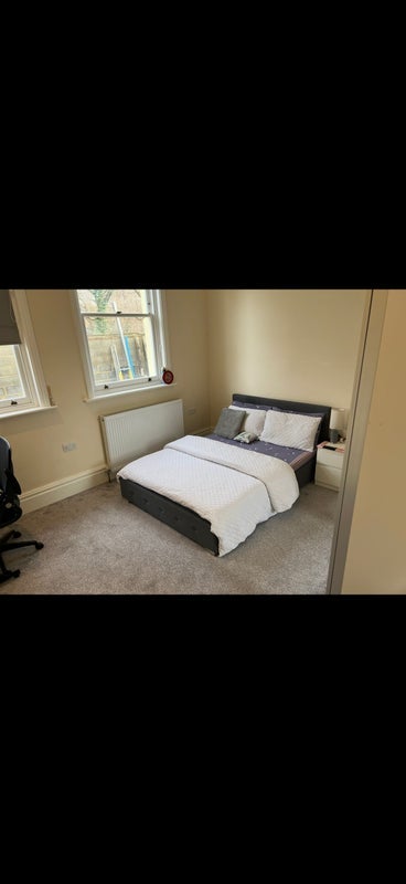 Room Leigham Court Road in Greater London