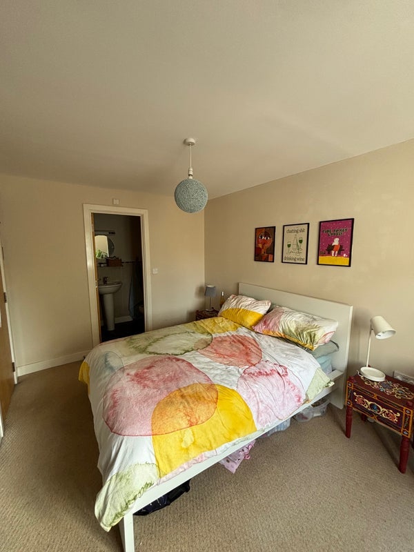Room Bartholomews Square in Bristol