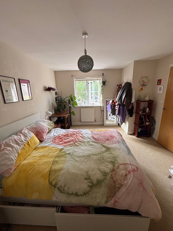Room Bartholomews Square in Bristol