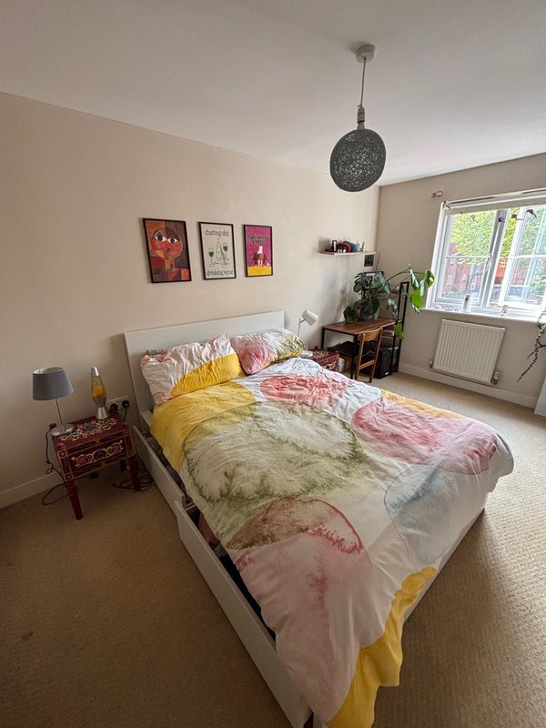 Room Bartholomews Square in Bristol