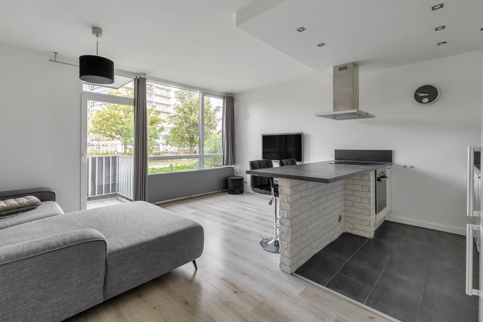 Studio te koop: Oranjeplein 30A, Maastricht