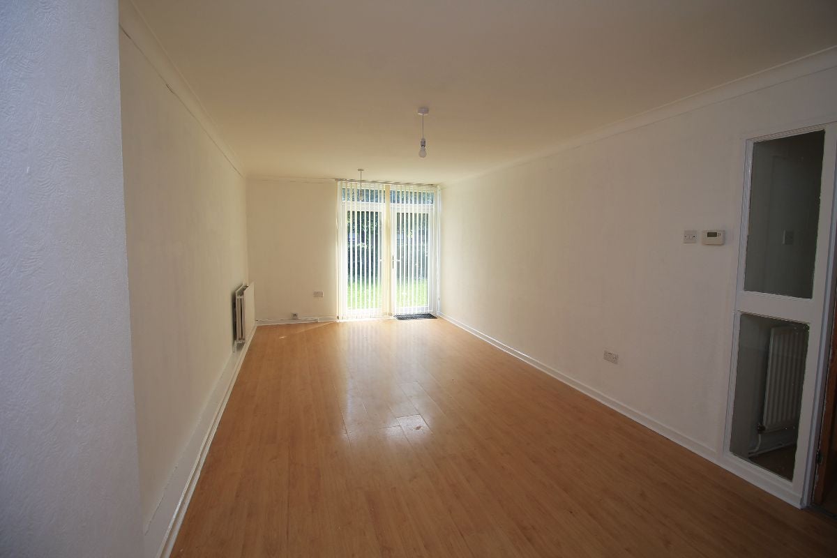 Flat Neville Road in Rugby