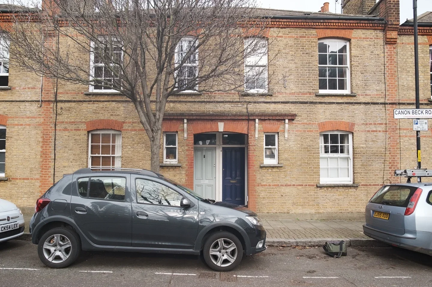 Flat Canon Beck Road in Greater London