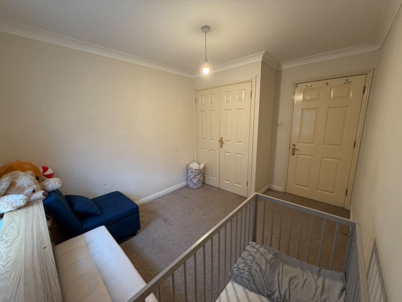Room Blunden Drive in Slough
