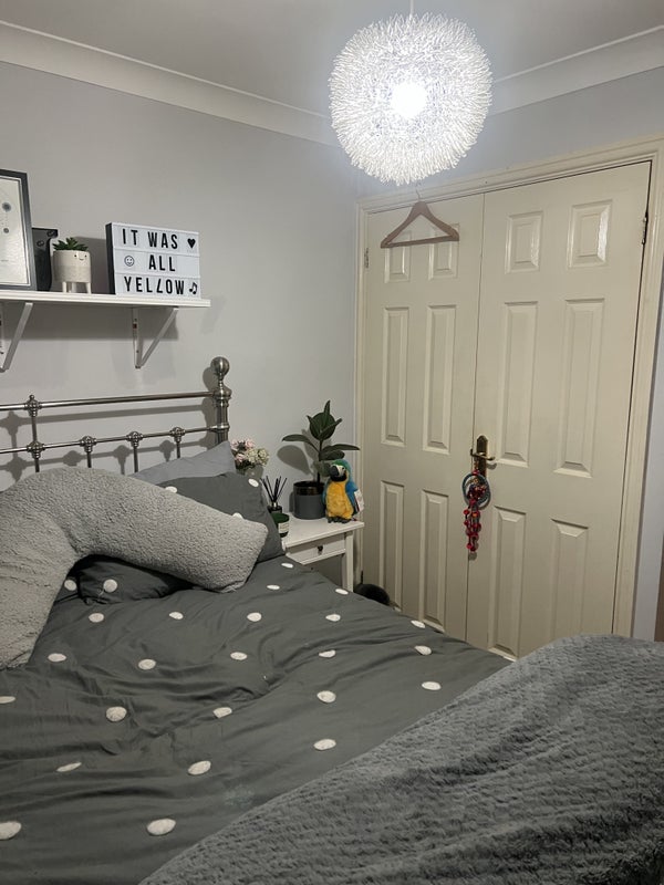 Room Blunden Drive in Slough