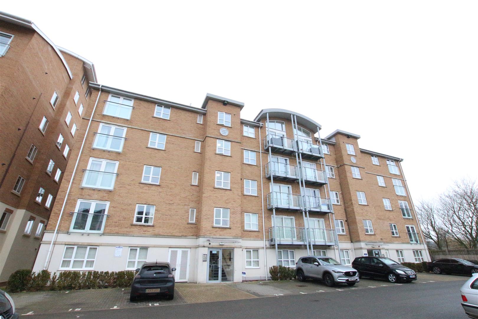 Flat Lion Court in Northampton