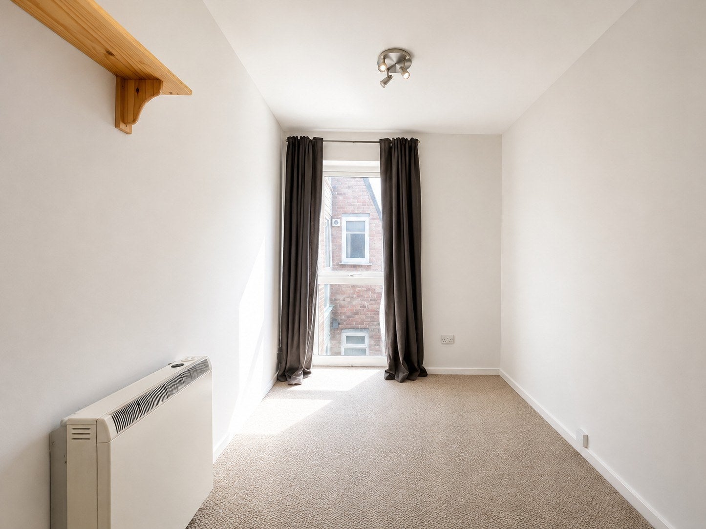 Flat Cornflower Drive in Chelmsford