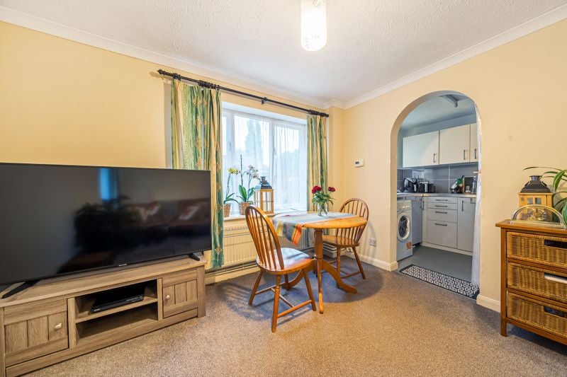 Flat Warramill Road in Waverley