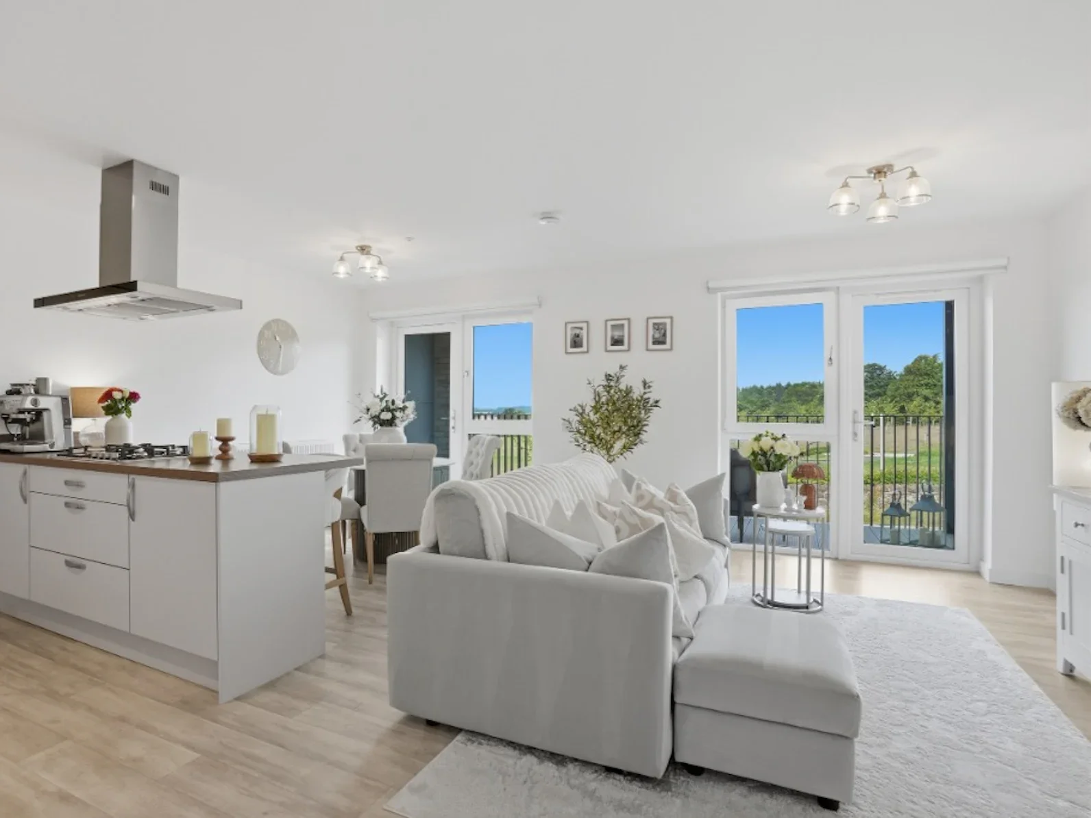 Flat Craigs Road in City of Edinburgh