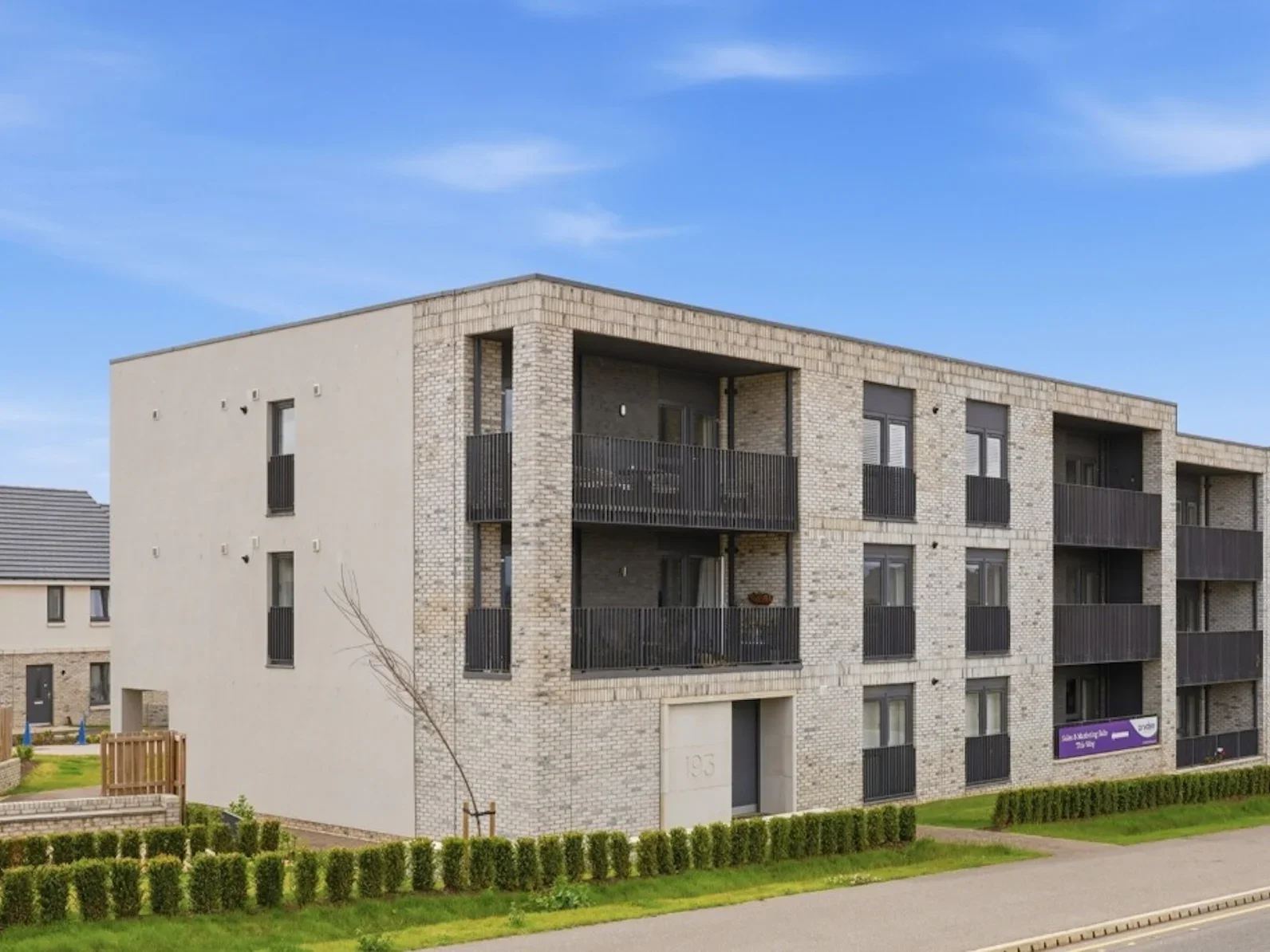 Flat Craigs Road in City of Edinburgh