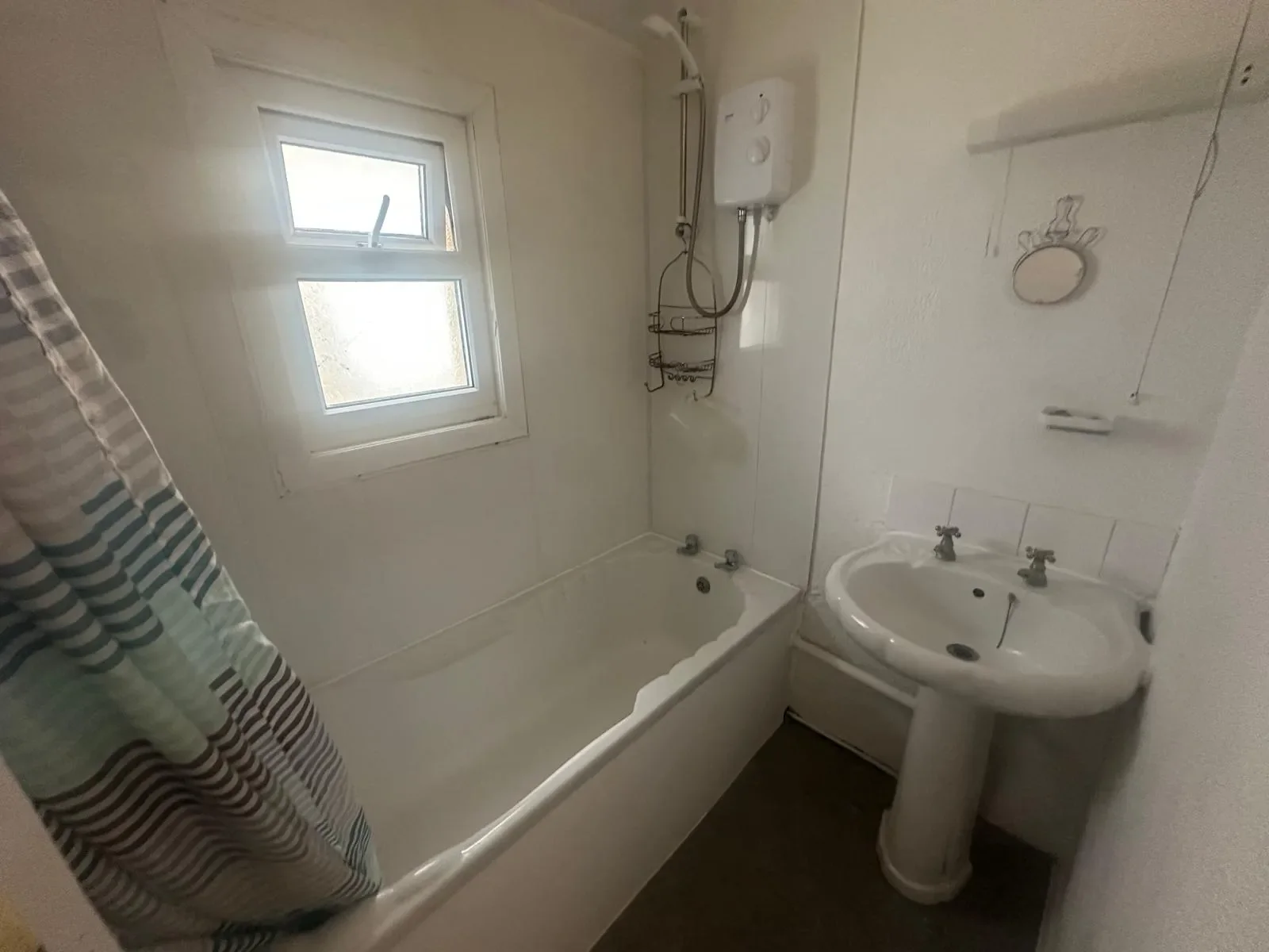 Flat Rainham Road in Gillingham
