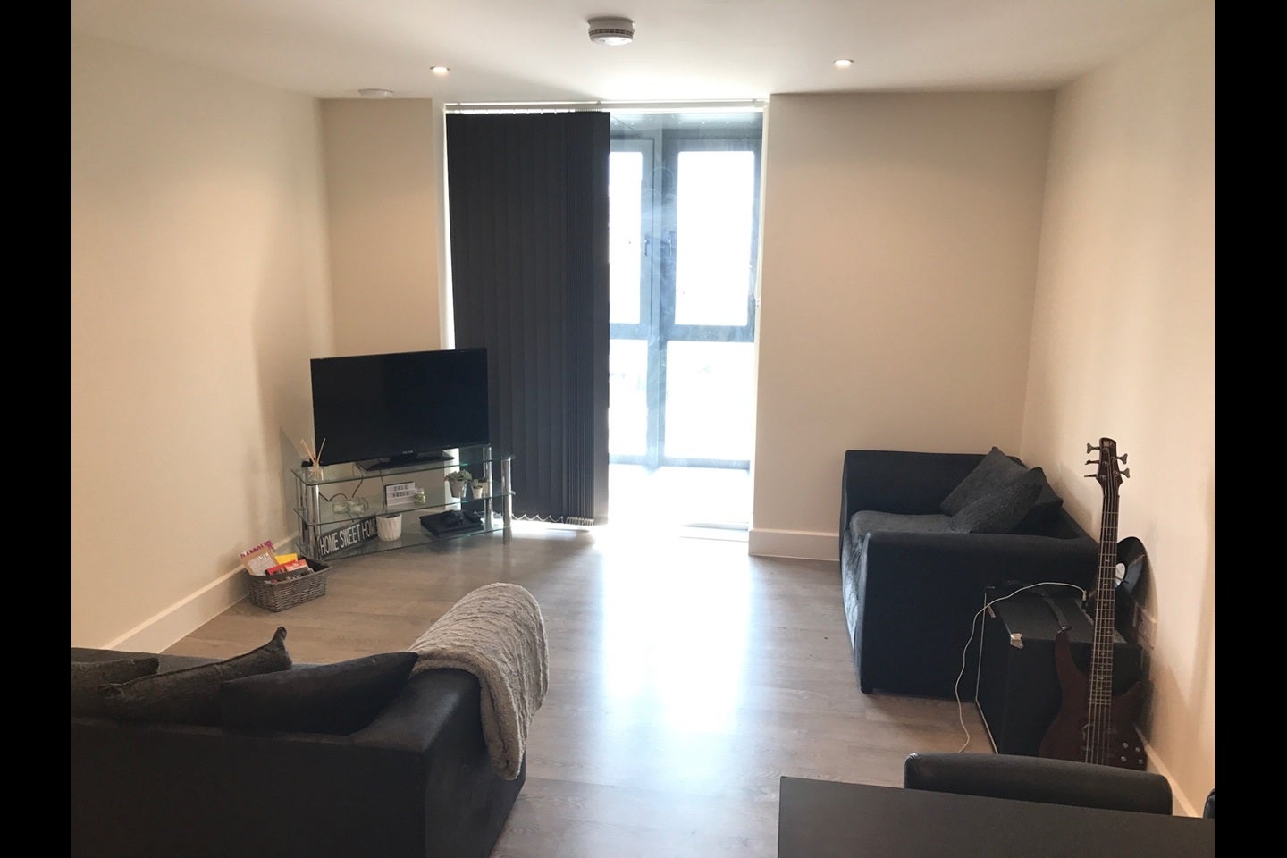 Flat Ruckholt Road in Greater London