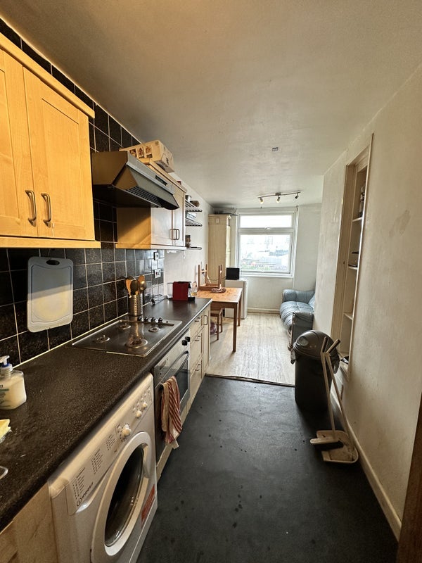 Room Shepherds Bush Green in Greater London