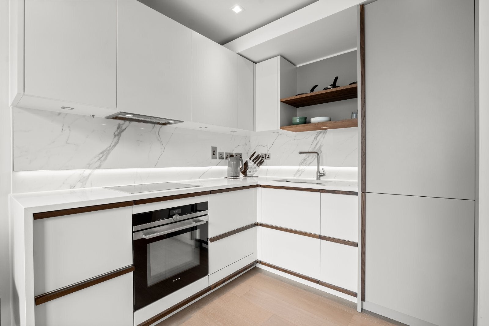 Flat Newcastle Place in City of Westminster