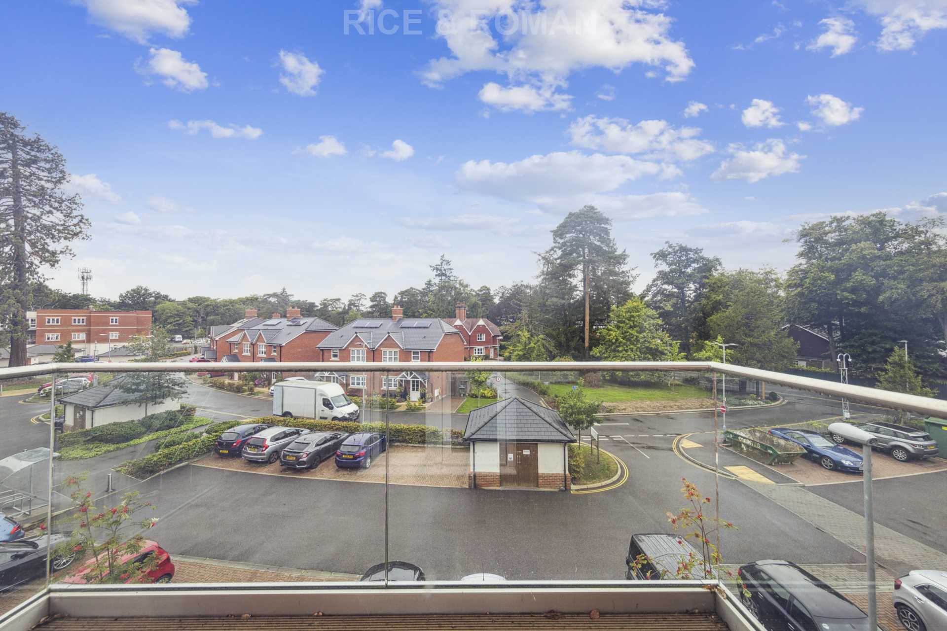 Flat Rise Road in Sunningdale