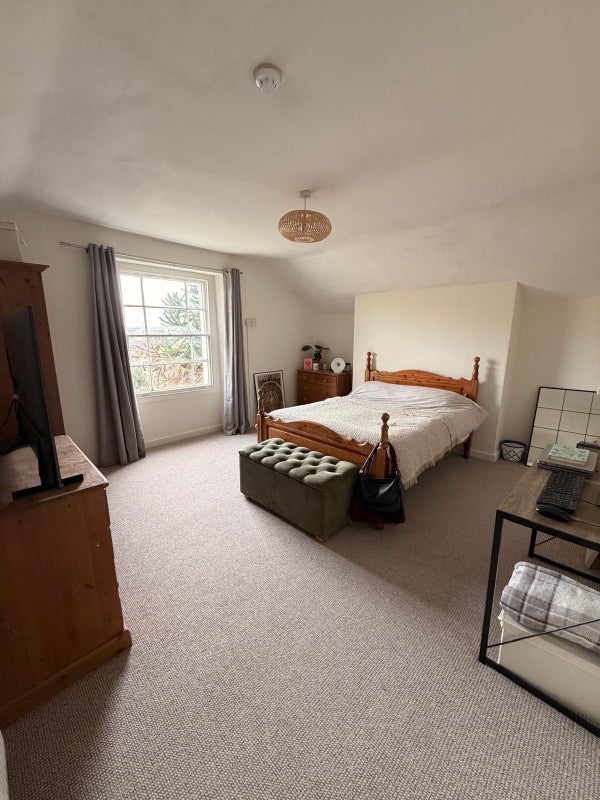 Room Hampton Road in Bristol