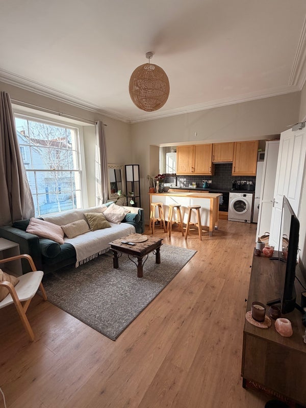 Room Hampton Road in Bristol
