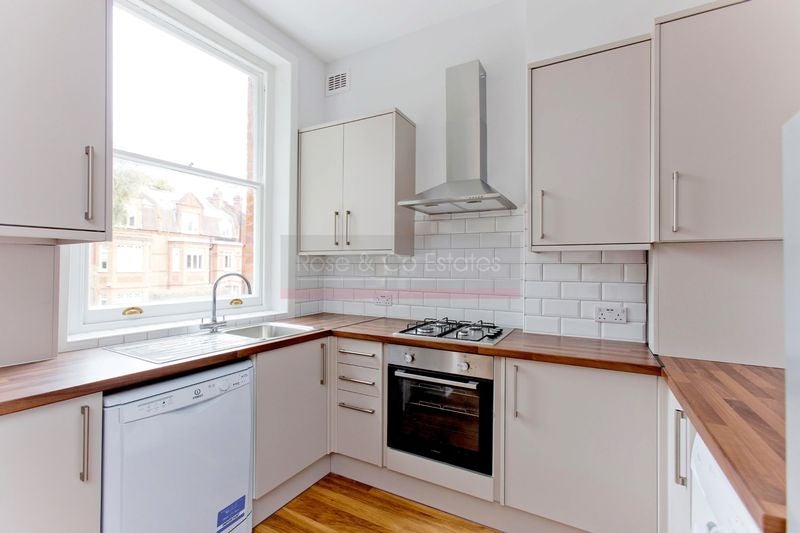 Flat Goldhurst Terrace in Greater London