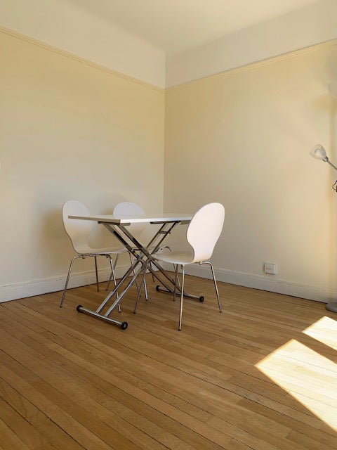 Appartement Rue la Condamine à Paris
